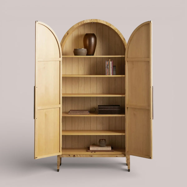 海蒂·伯尔橱柜