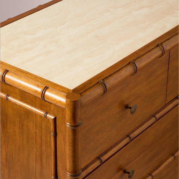 Ravelle Dresser