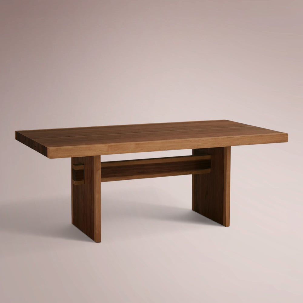 Mihaelo Dining Table