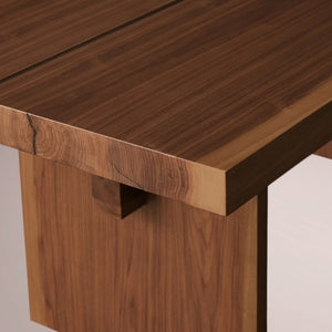 Mihaelo Dining Table