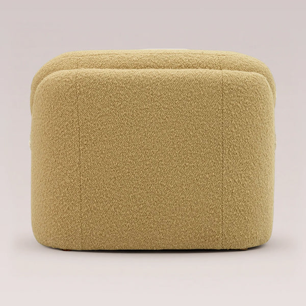 柔软的奶油泡芙椅