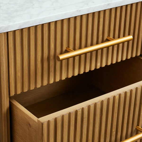 Fanny Closed Nightstand
