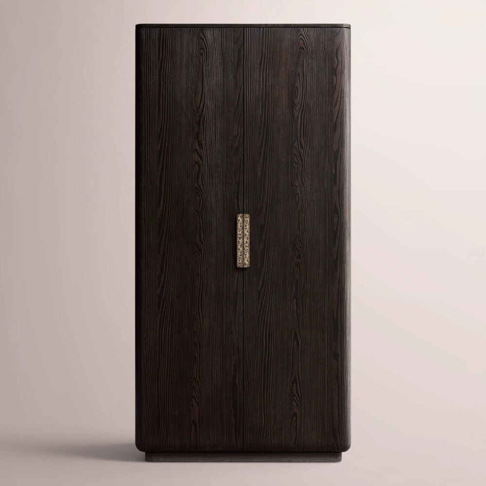 Calvane Cabinet